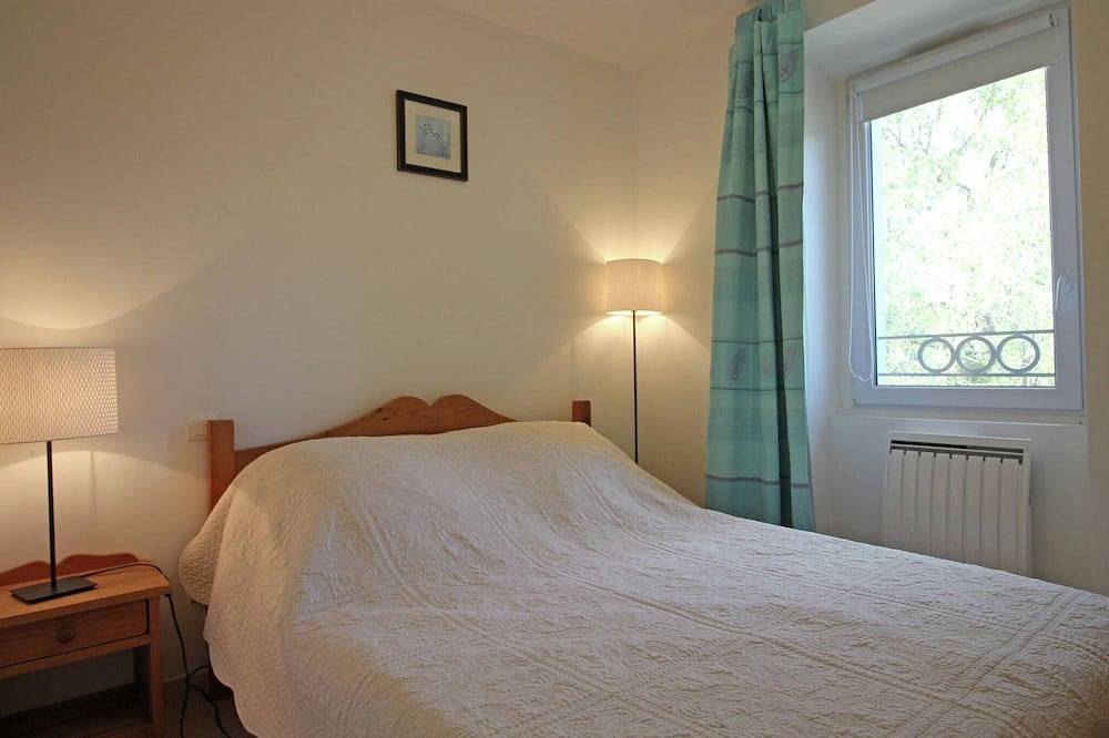 Holiday Home in Oppède with Private Pool in Oppède, Parc naturel régional du Luberon