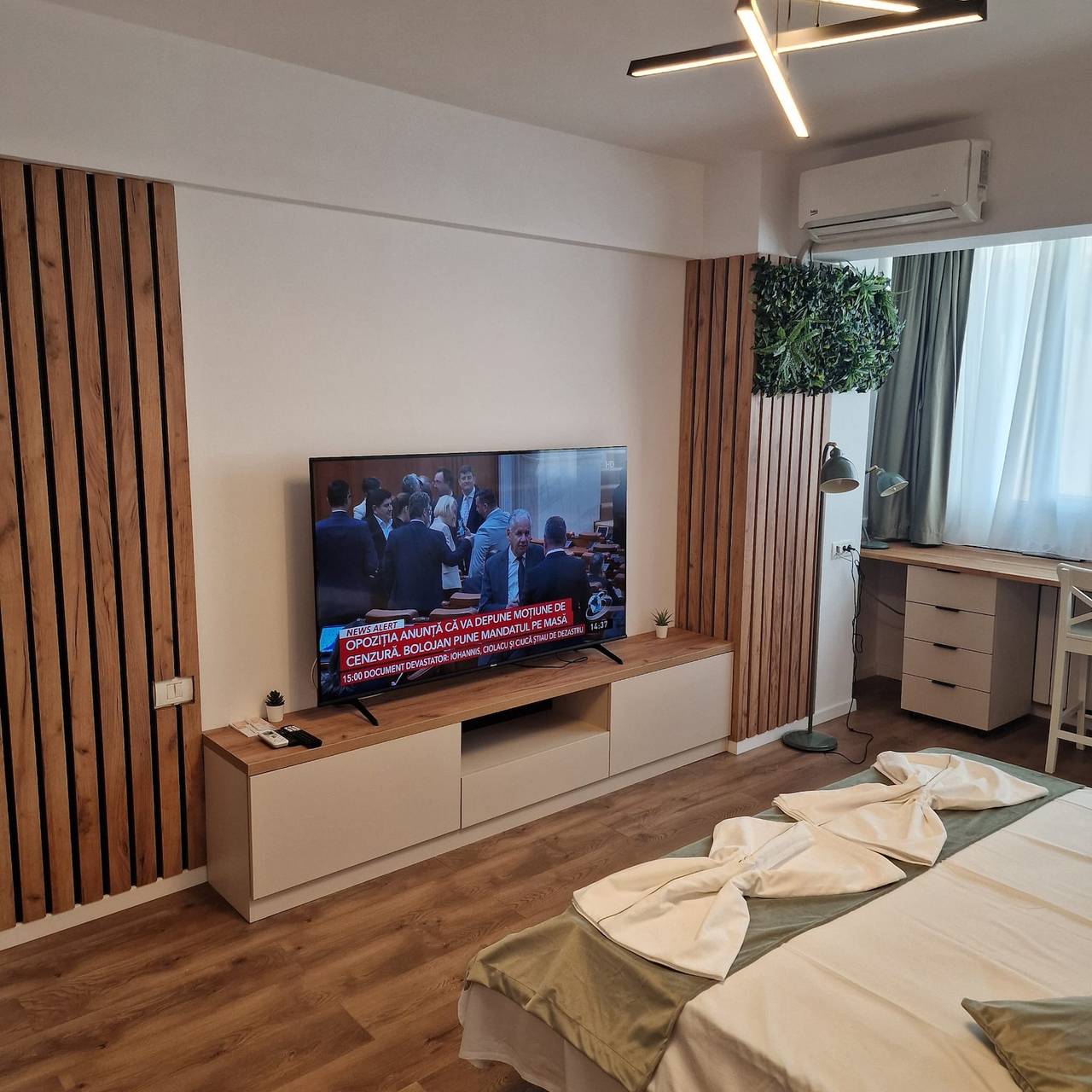 Estudio entero, Gran Estudio - Parque Cismigiu in Bucarest, Rumania