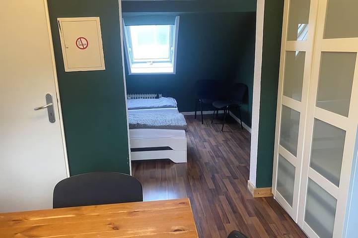 Entire apartment, Unterkunft .3 Schlafzimmer, Esszimmer,küche, Bad. 30 Minuten Nach Frankfurt in Offenbach, South Hesse