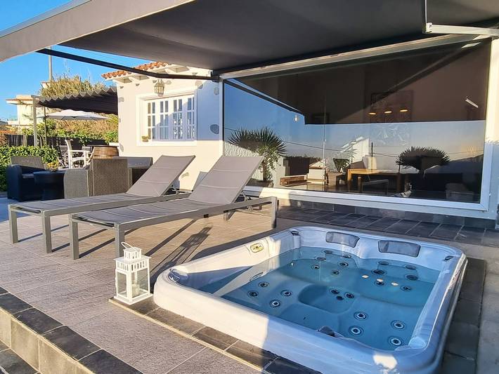 Casa rural para 4 personas, con jacuzzi y jardín en La Orotava