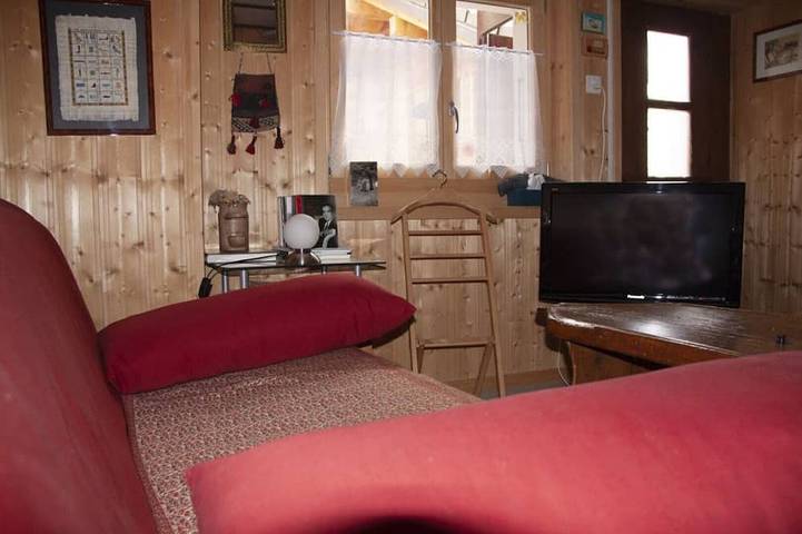 Gîte pour 2 personnes, avec terrasse dans Sarreyer - 3