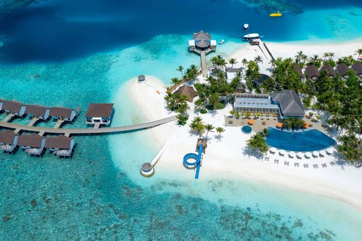 Bungalow pour 2 personnes, avec sauna et piscine ainsi que bassin pour enfant et terrasse dans Maldives