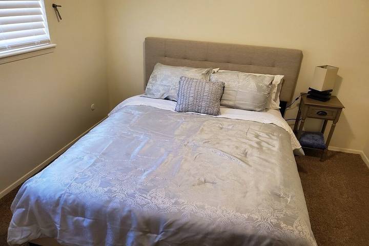 Vacation rental for 7 people, with yard and terrace in El Paso