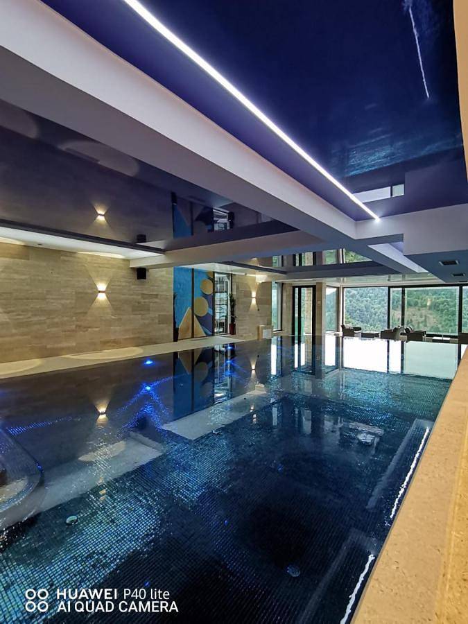 Appartement de vacances pour 4 personnes, avec jacuzzi et sauna ainsi que piscine et balcon - 1