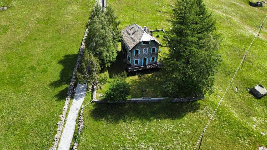 Casa vacanza per 2 persone, con Terrazza e Giardino nonché Panorama a Chiesa in Valmalenco