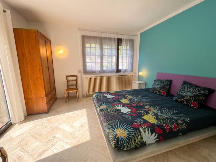 Appartement entier, Appartement charmant au cœur de Nonancourt, jardin privé in Nonancourt, Région d'Évreux