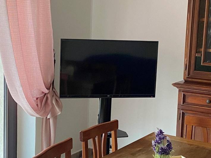 Gîte pour 6 personnes, avec vue ainsi que terrasse et vue sur le lac, animaux acceptés à Gavirate - 3