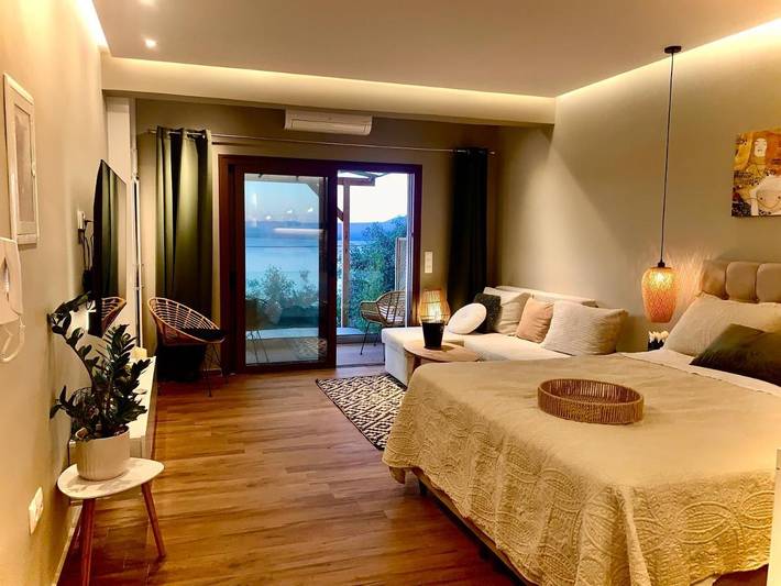 Gîte pour 5 personnes, avec jardin et vue dans Pýlos - 3