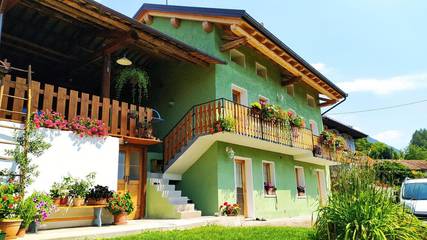 Chambre d’hôte pour 3 personnes, avec vue et balcon à Feltre