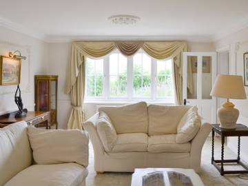 Cottage for 10 People in Tilney Saint Lawrence, Norfolk, Photo 3