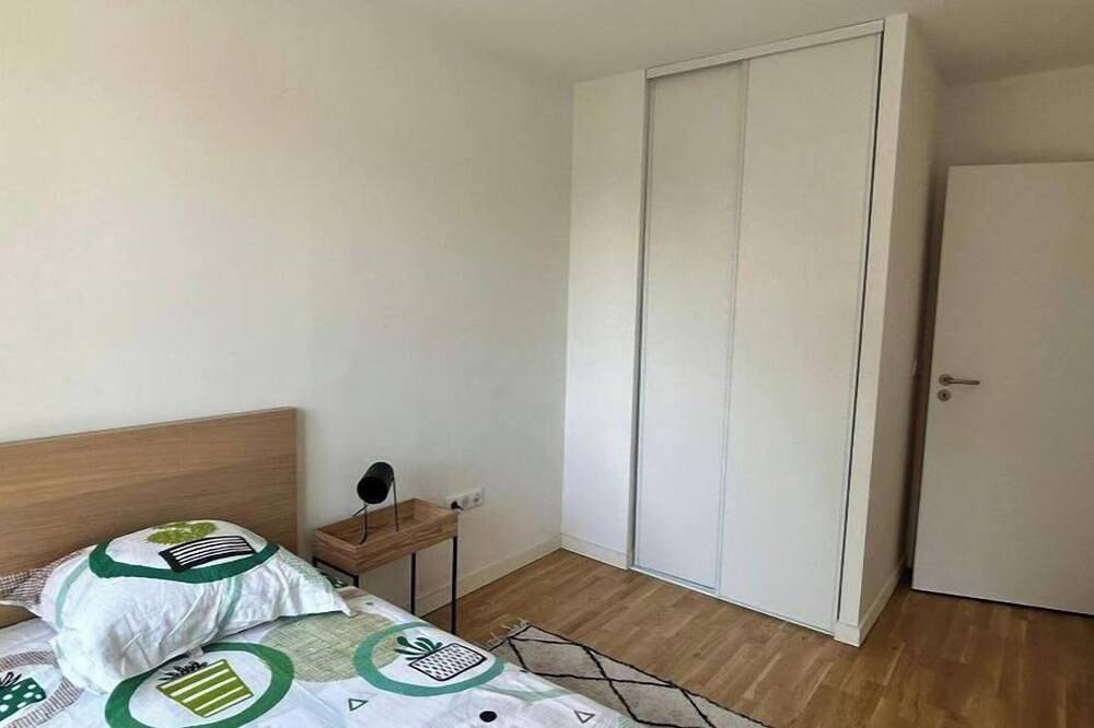 Apartamento entero, Le Timbaud, cosy T4, balcony, parking, just outside Paris in Drancy, Sena-Saint Denis