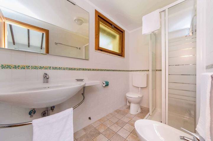 Bungalow für 5 Personen, mit Garten und Pool in Lignano Sabbiadoro - 4