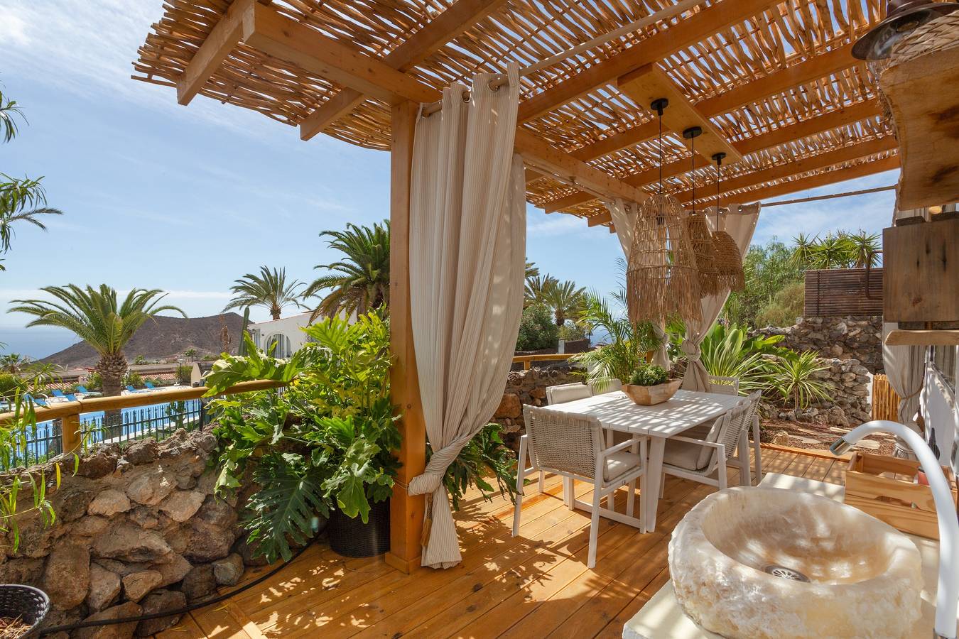 Maison de vacances 'Oceania B' avec vue sur la mer, Wi-Fi et climatisation in Chayofa, Arona