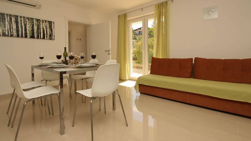 Ferienwohnung für 5 Personen, mit Terrasse in Silo (Krk) - 2