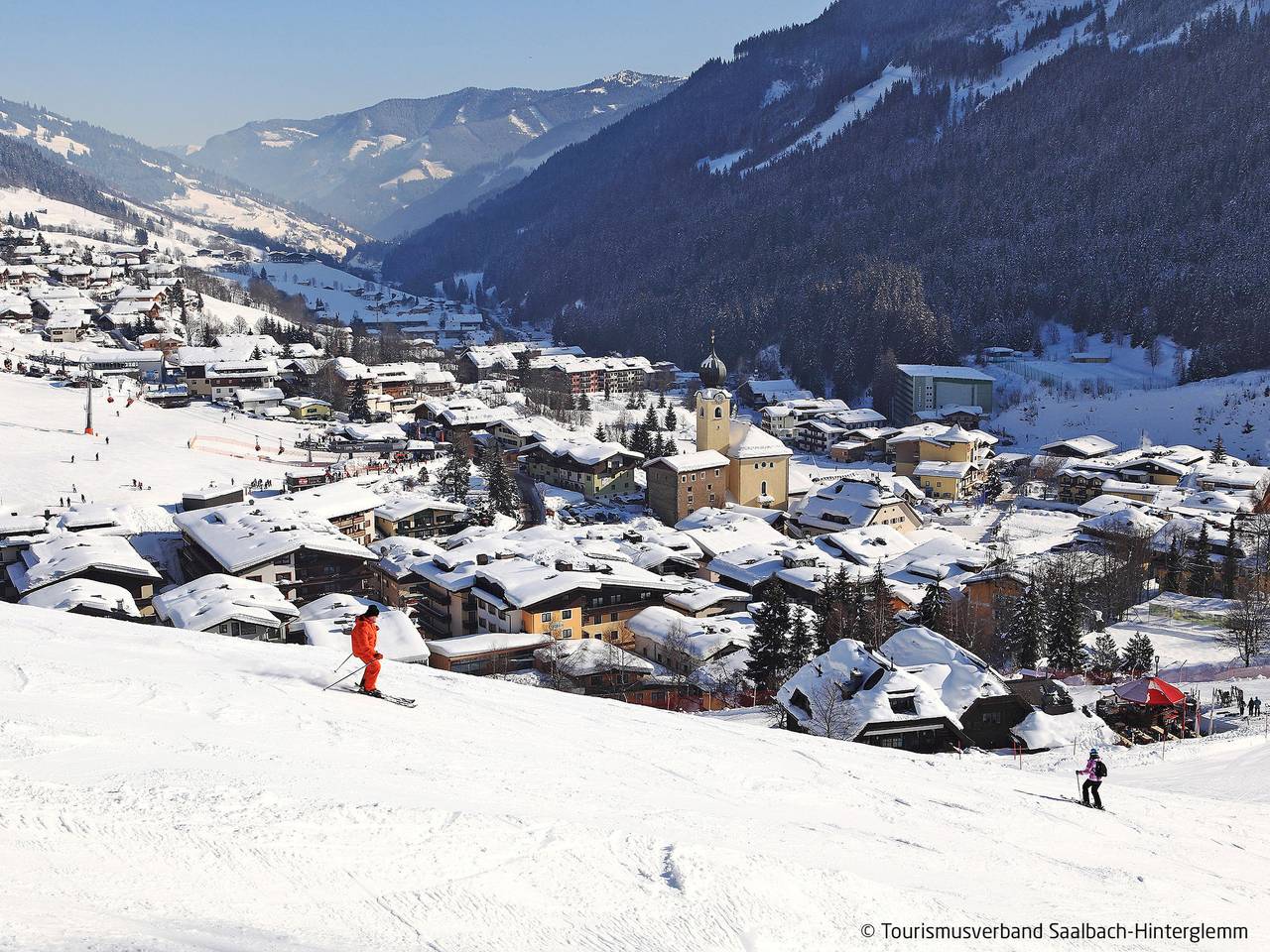 Geheel appartement, Gezellig appartement van 62 m² vlakbij skiliften en restaurants in Saalbach in Saalbach, Saalbach-Hinterglemm