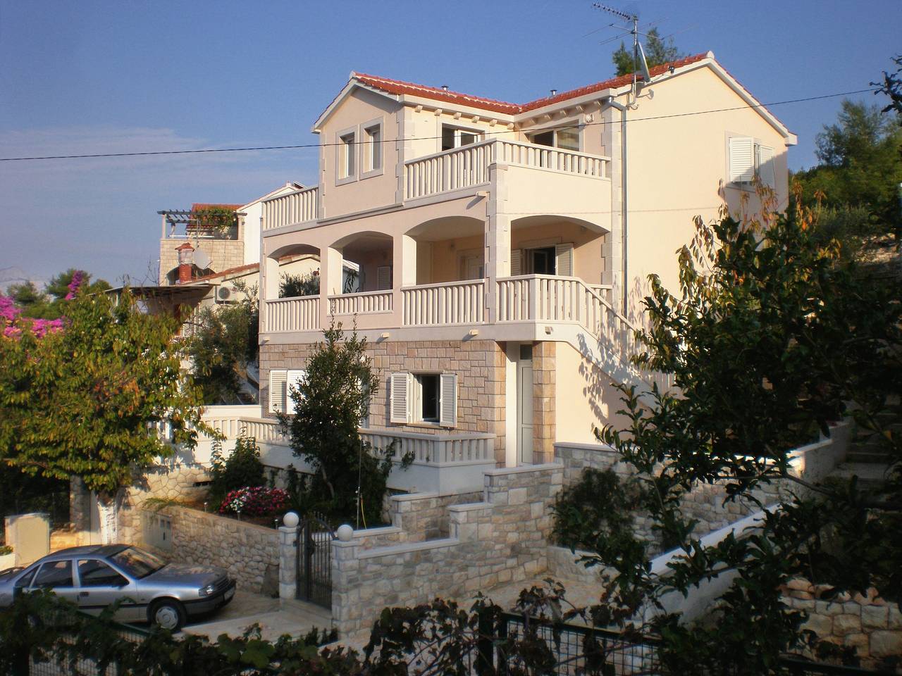 Entire apartment, One bedroom apartment near beach Postira, Brač A-705-c in Postira, Split-Dalmatia