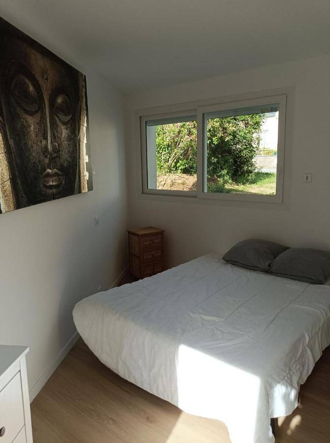 Gîte pour 2 personnes, avec jardin et terrasse à Loperhet - 2