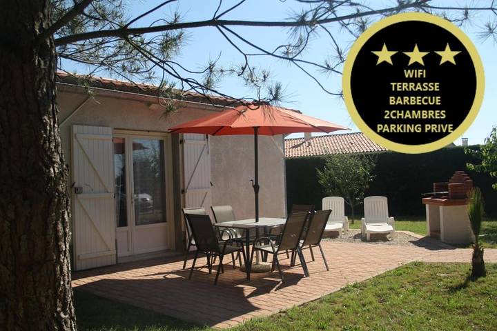 Location de vacances pour 6 personnes, avec Terrasse et Jardin à Bressols