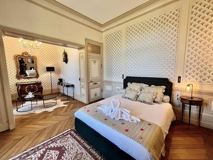 Location de vacances pour 2 personnes, avec vue et jardin à Saint-Laurent-les-Églises - 3