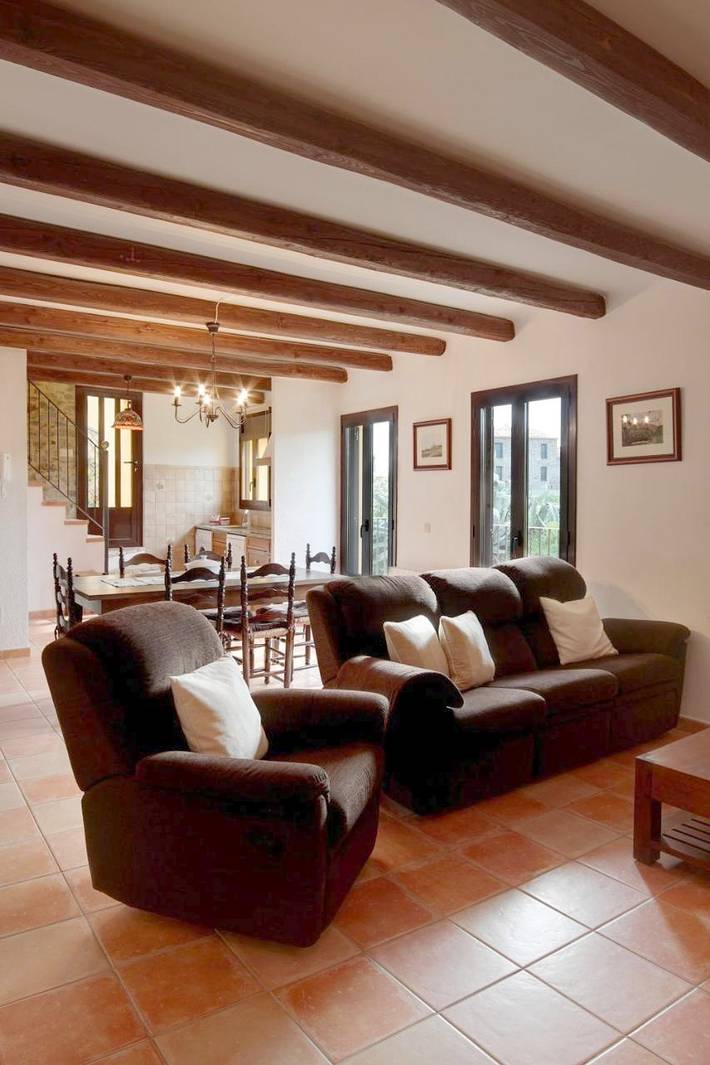 Location de vacances pour 6 personnes, avec terrasse et vue, animaux acceptés à Espolla - 3