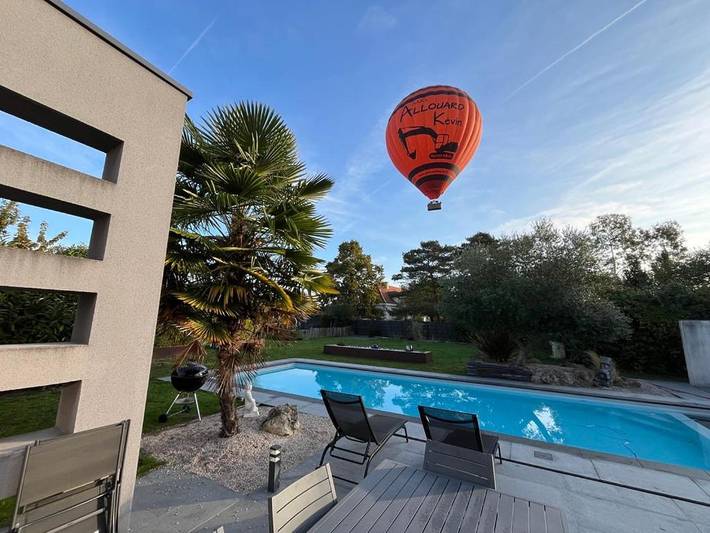 Villa pour 11 personnes, avec jardin ainsi que jacuzzi et piscine