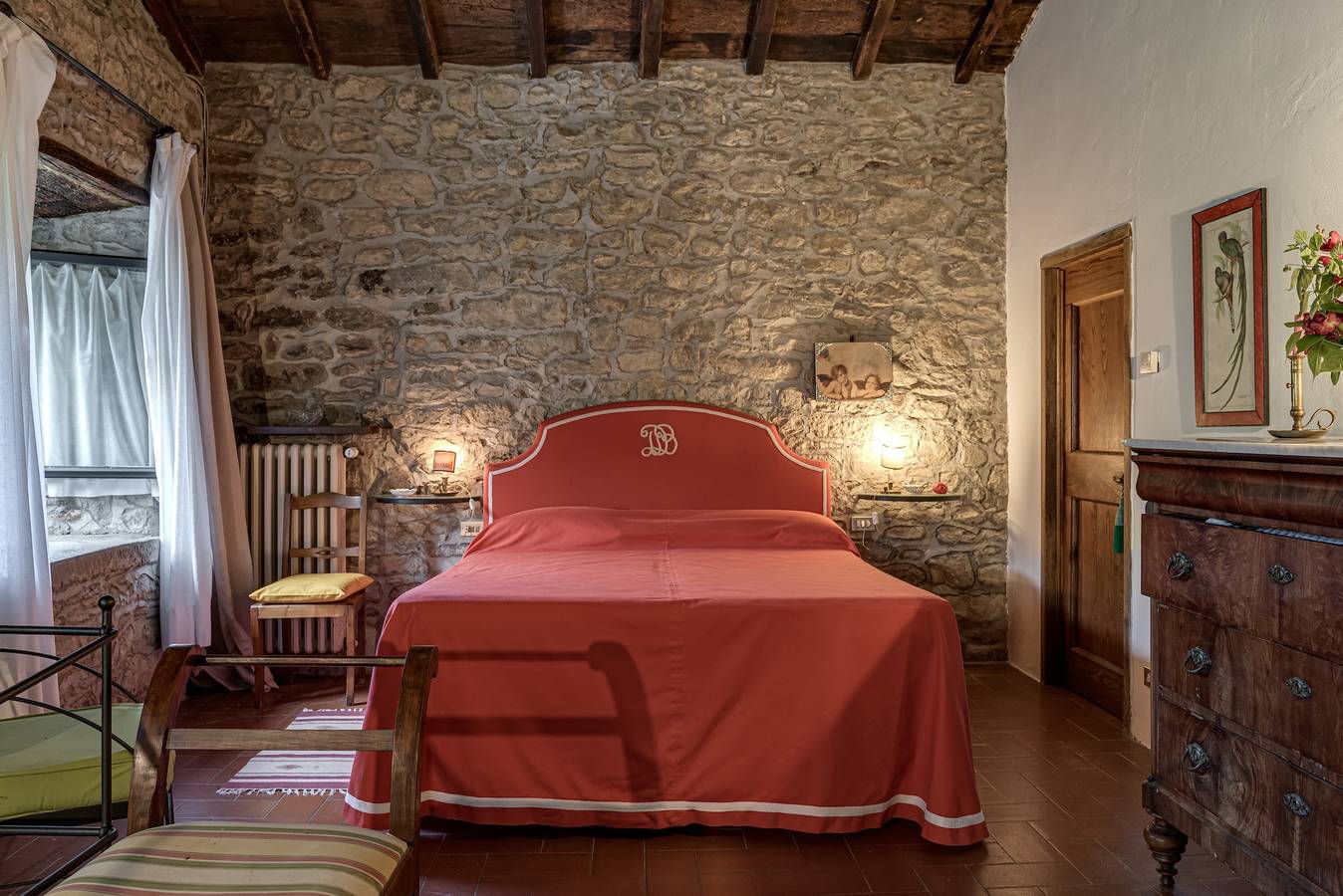Vacation Home "Mulino Con Piscina Vicino Firenze" with Mountain View, Shared Pool & Wi-Fi in Londa, Florence Province