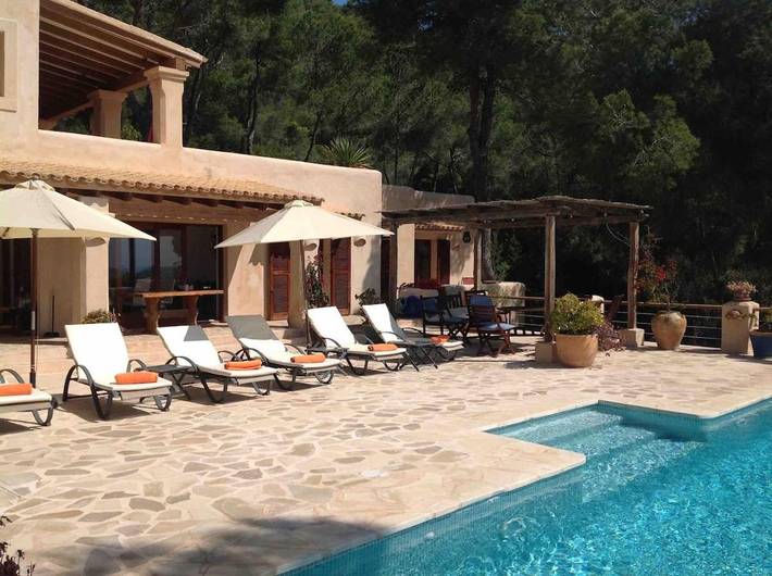 Chalet para 10 personas, con jardín además de vistas y piscina en Ibiza - 4