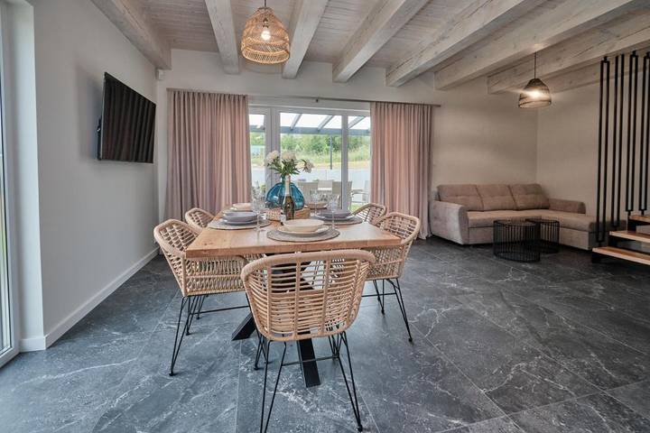 Ferienhaus für 6 Personen, mit Pool und Garten