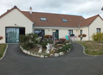 Chambre d’hôte pour 2 personnes, avec jacuzzi ainsi que jardin et sauna dans le Loir-et-Cher