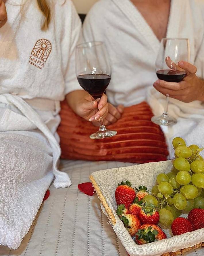 Casas e apartamentos de temporada para 2 pessoas, com vista e jardim e ainda balcão and piscina, com animais de estimação em Santo Amaro da Imperatriz