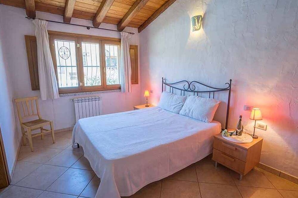 Villa for sun worshippers with lots of space - No. in Budoni, Olbia-Tempio