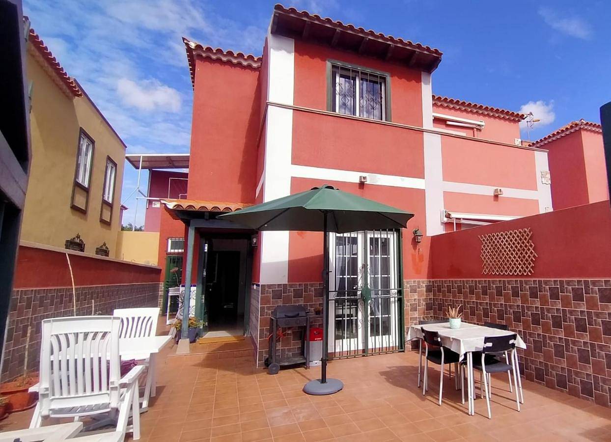 Three-Bedroom House in Arona , Tenerife Sur