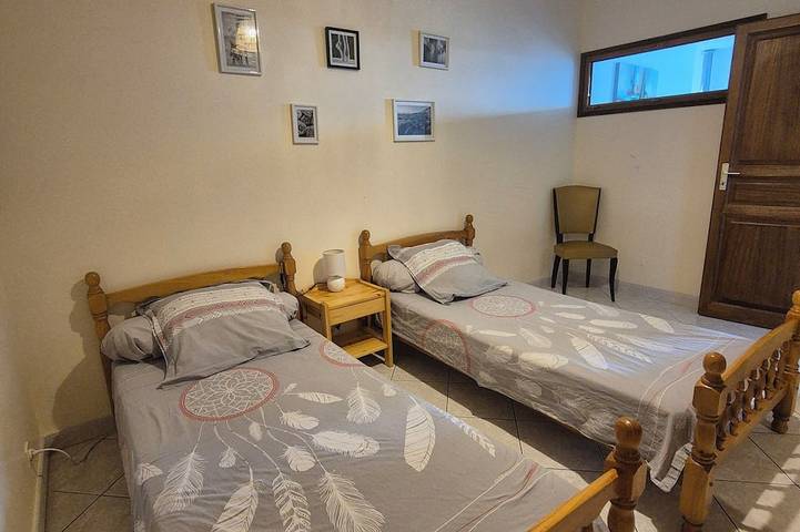 Gîte pour 6 personnes, avec jardin à Taglio-Isolaccio - 3