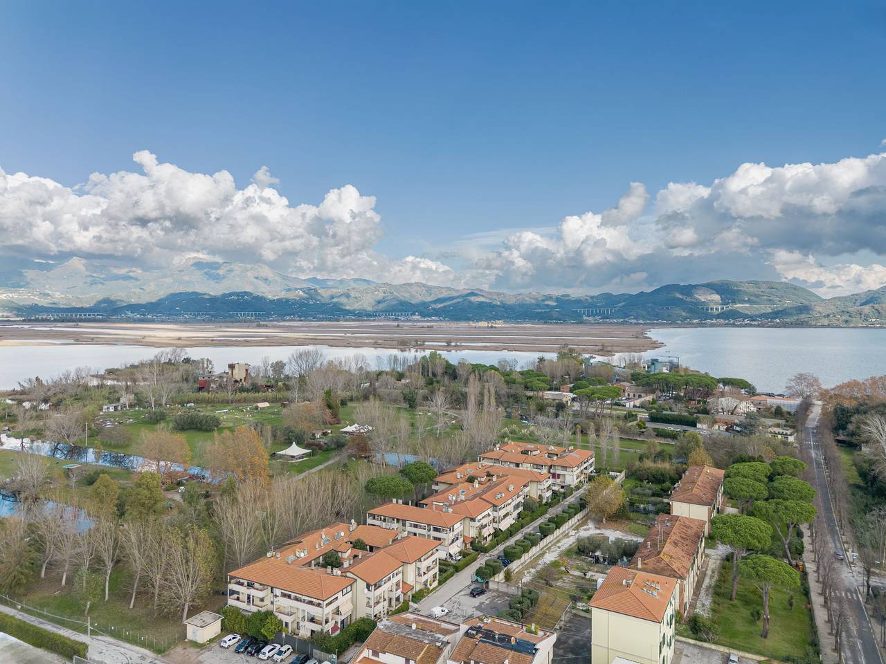 Ganze Wohnung, Appartamento Joelle in Torre del Lago Puccini, Viareggio