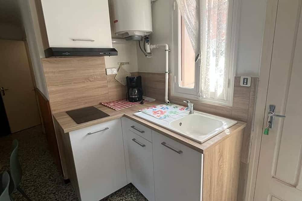 Gemütliches Haus mit 2 Schlafzimmern in Saint-André, nahe Argelès-sur-Mer, 10 Min. vom Strand in La Côte Vermeille, Saint-André