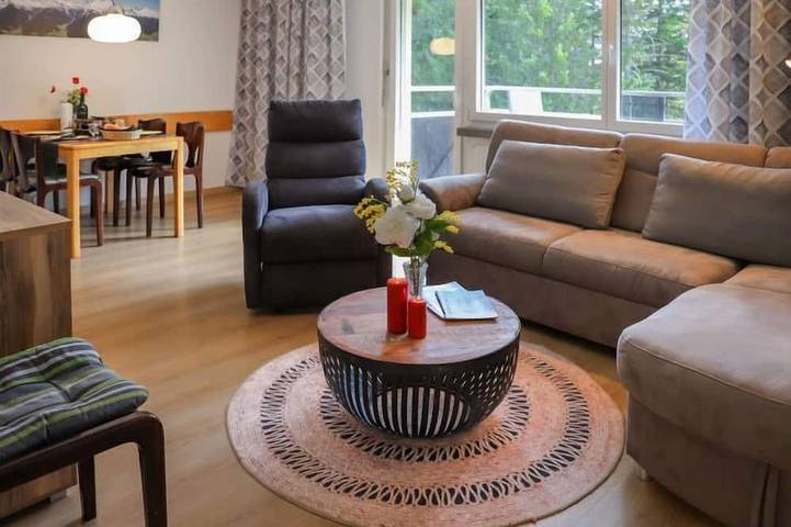 Ferienwohnung für 5 Personen, mit Balkon und Garten - 1