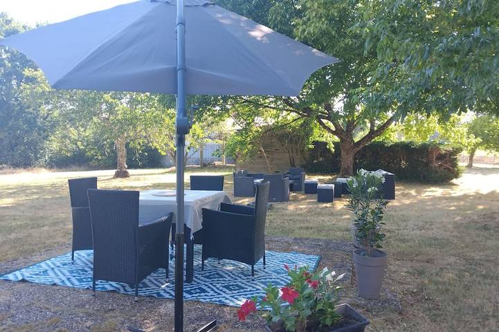 Maison de vacances pour 20 personnes à Montazeau