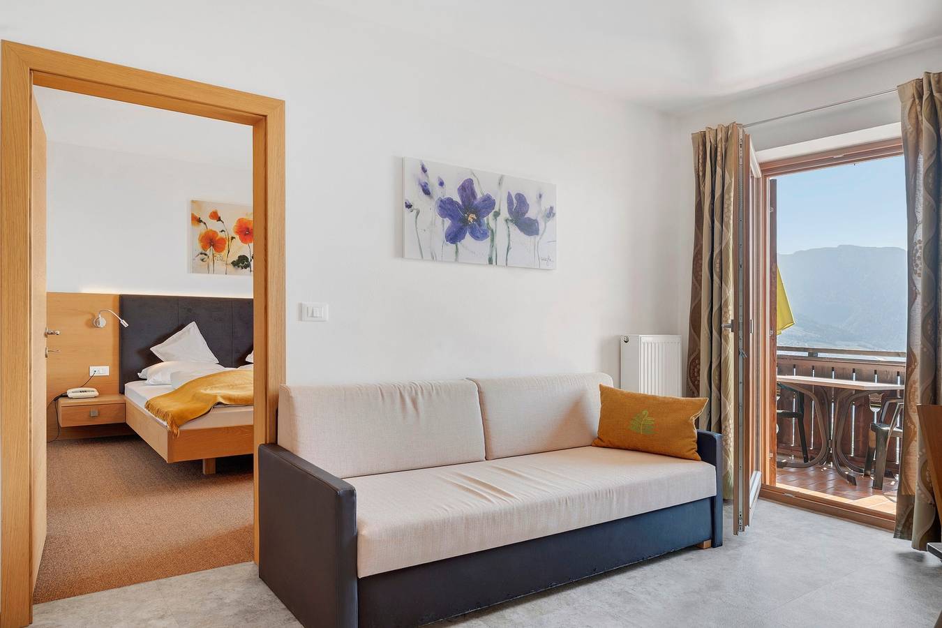 Ganze Wohnung, Apartment 'Economy' mit Ausblick in Dorf Tirol, Passeiertal