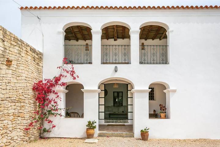 Casa rural para 12 personas, con Balcón y Terraza además de Jardín y Piscina en San Rafael de Sa Creu - 2