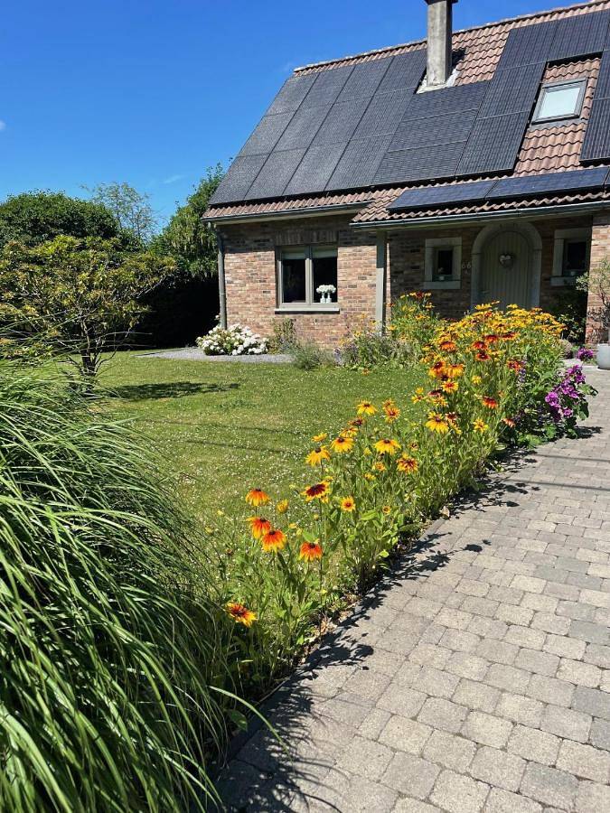 Location de vacances pour 2 personnes, avec piscine ainsi que terrasse et jardin à Jalhay - 3