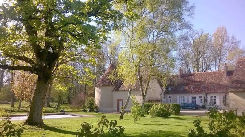 Chambre d’hôte pour 2 personnes, avec Terrasse et Jardin ainsi que Piscine et Vue