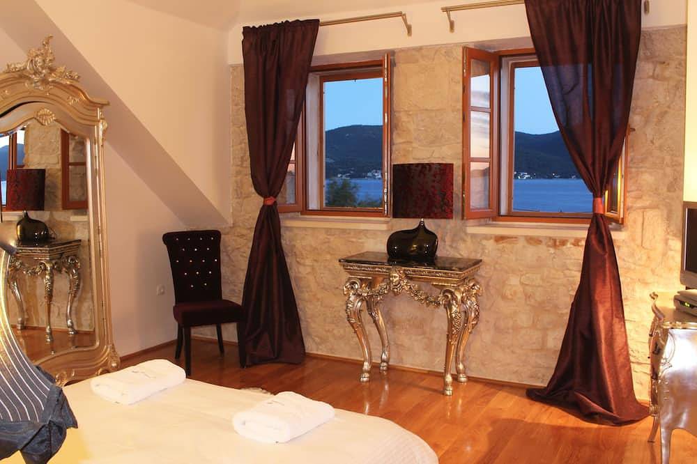 Villa Des Empreintes. Grande Villa De 5 Chambres En Bord De Mer De Luxe. Piscine Nord De Dubrovnik in Viganj, Dubrovnik-Neretva