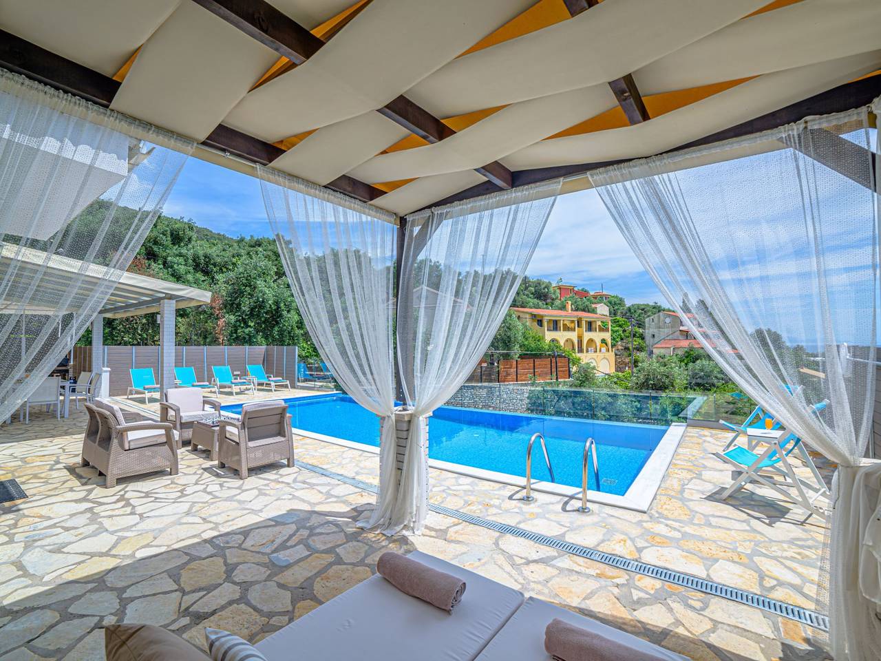 Villa Hera privater Pool Luxus in Nissaki, Korfu