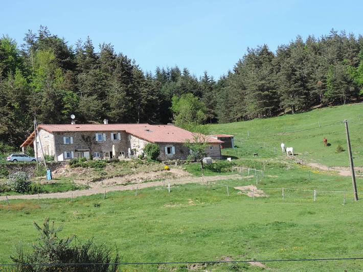 Gîte pour 6 personnes, avec jardin