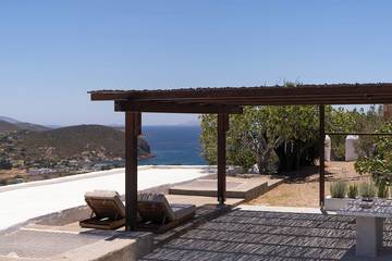 Gîte pour 3 personnes, avec terrasse et jardin dans Patmos