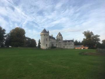 Chambre d’hôte pour 3 personnes, avec jardin ainsi que vue et terrasse à Villers-Châtel