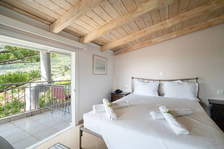Room 'Quadruple  405' with Sea View, Wi-Fi and Air Conditioning in Nikiana, Alexandros
