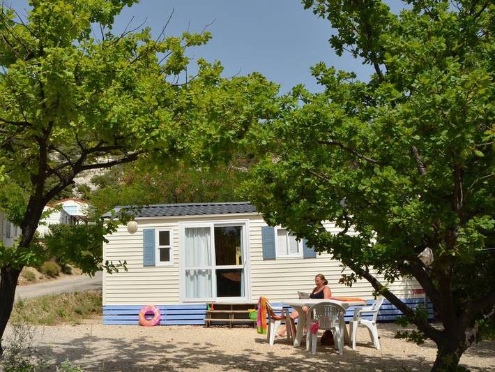 Camping pour 4 personnes dans Auvergne-Rhône-Alpes - 2