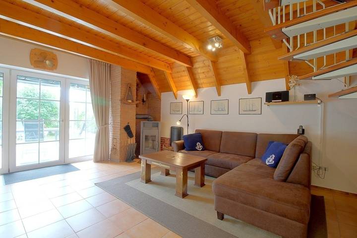 Ferienhaus für 4 Personen, mit Terrasse und Garten in Dorum