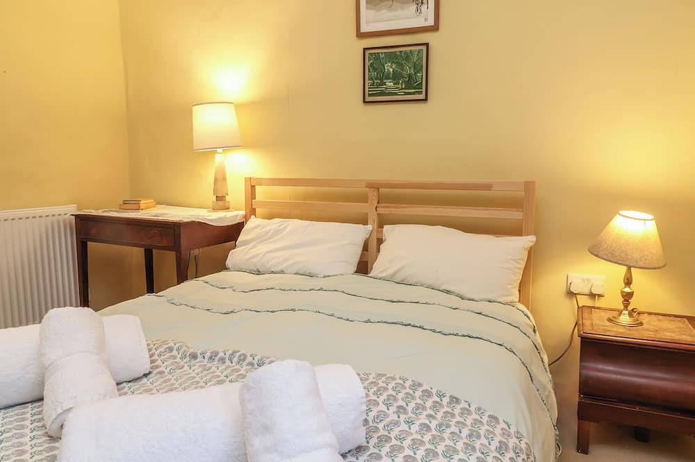 Laundry Cottage, pet friendly, character holiday cottage in Clovelly in Clovelly, Hartland Devon Heritage Coast